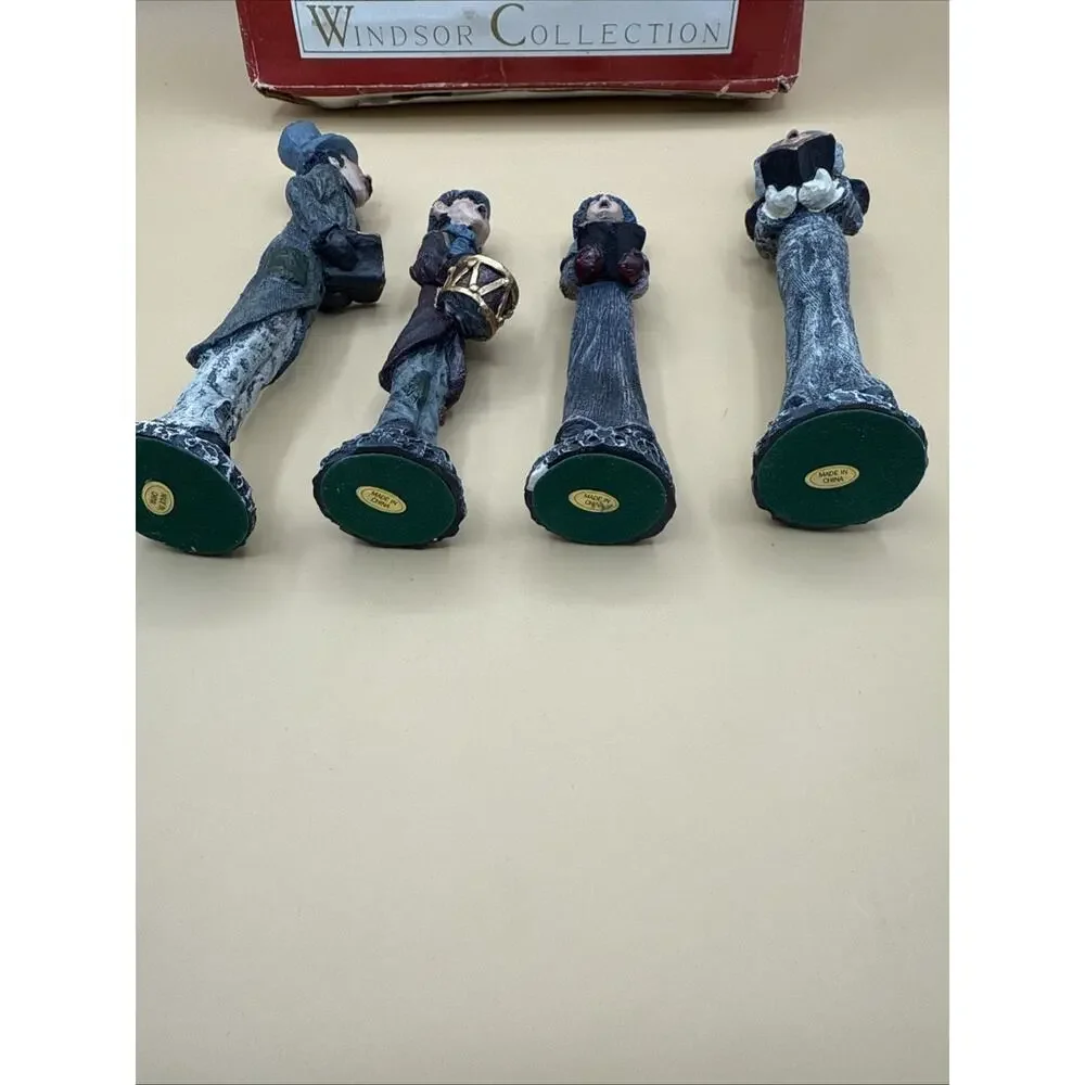 Set Of 4 Christmas Pencil Figurines Windsor Collection Family of Carolers Decor